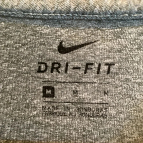 NIKE EUC WOMENS GRAY SHORT SLEEVE DRY-FIT TOP SHIRT SUMMER RUNNING TSHIRT SIZE M - Picture 3 of 3